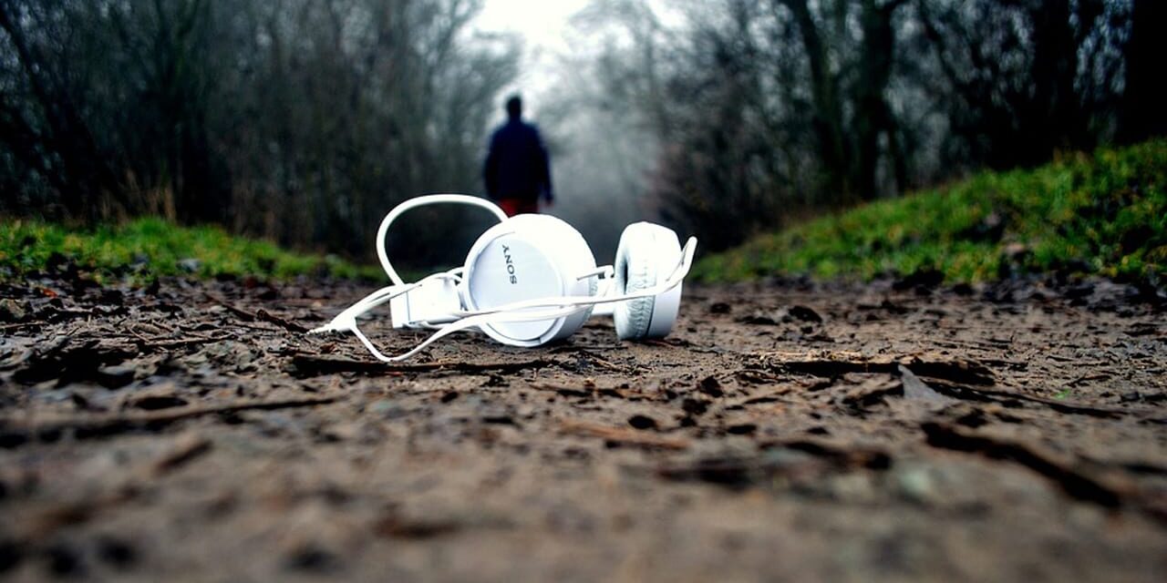 best headphones under 100